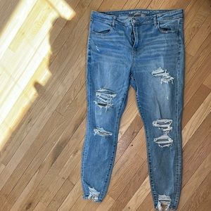 American Eagle Destructed LONG High Rise Jegging